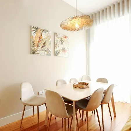 Porto Calm Terrace Apartment شقة *